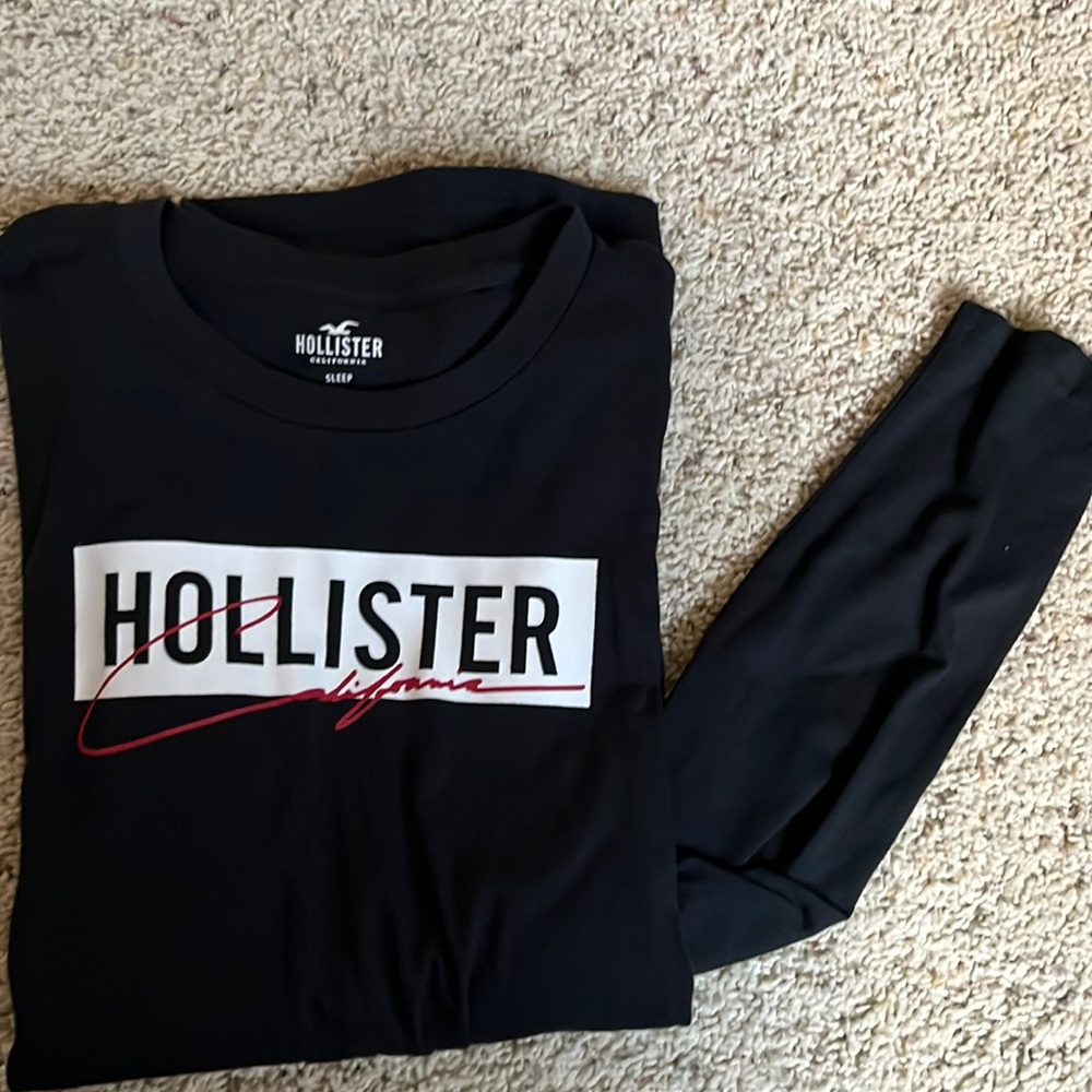 Hollister long sleeve tee